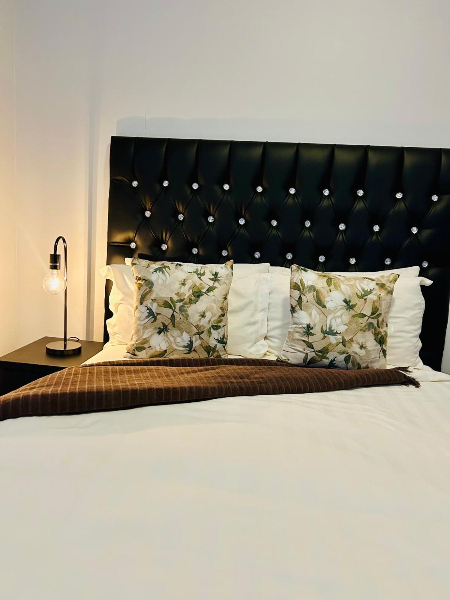 Skyfly Bed & Breakfast Manzini Eksteriør billede